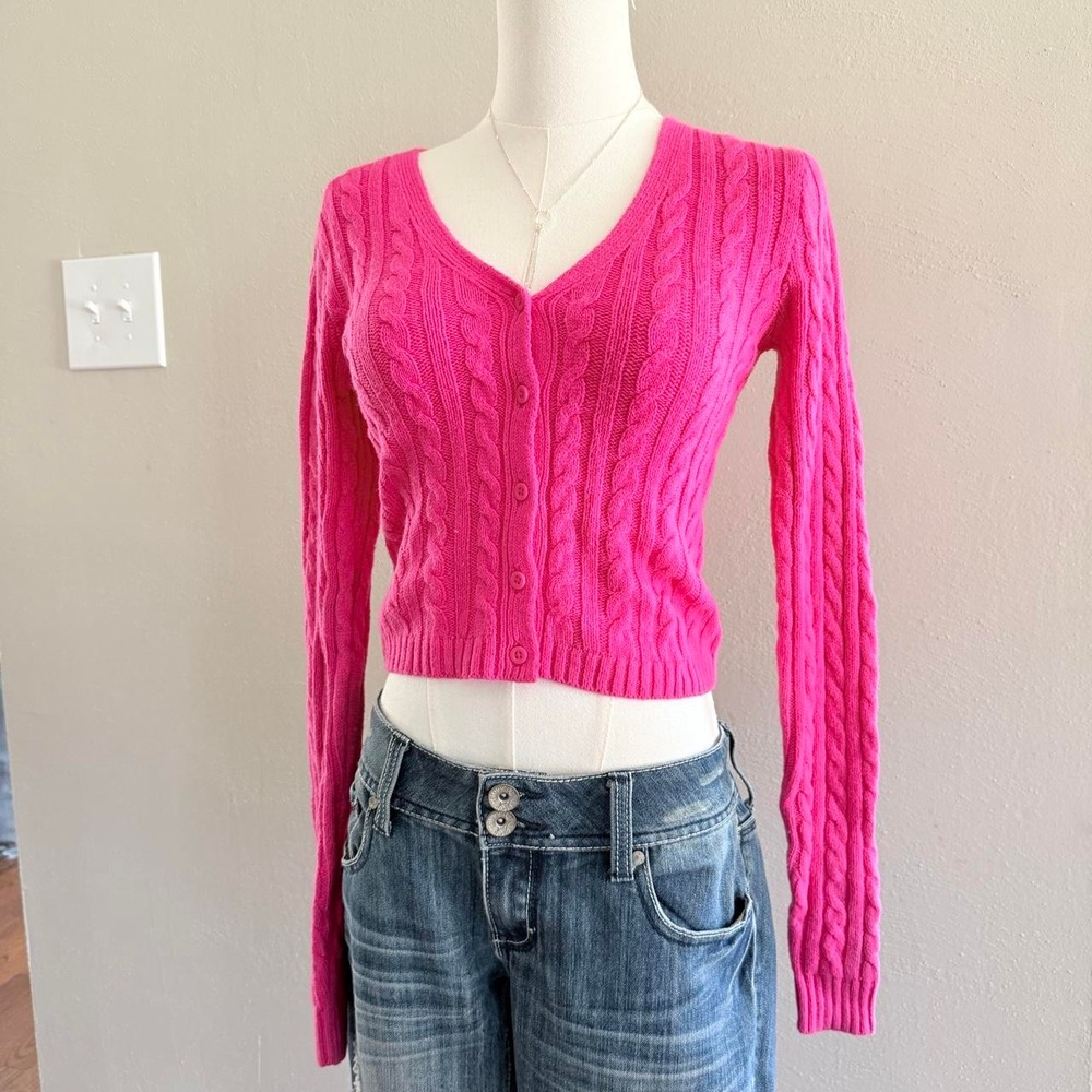 Hollister Women's XS Hot Pink Cable Knit Cropped Cardigan